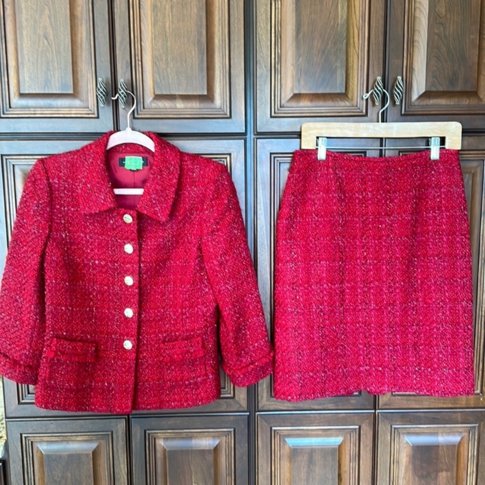 Tahari Suit